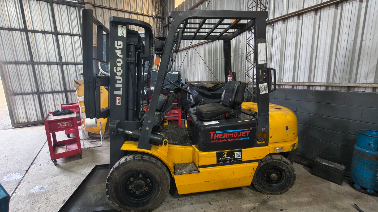 AUTOELEVADOR LIUGONG 2.5